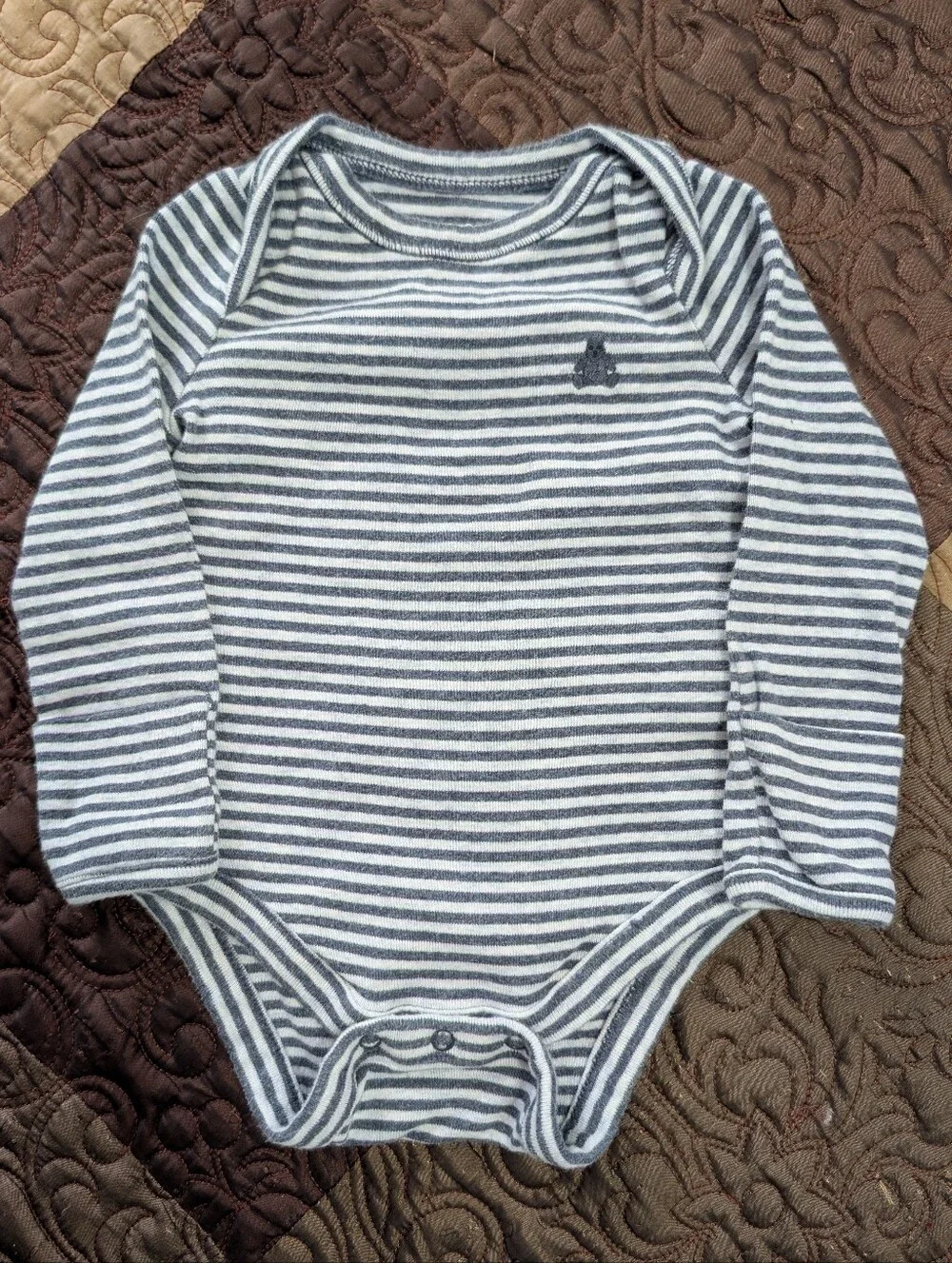 GAP baby piece